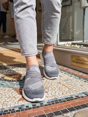 Nurse Mates Align Women's Shoes Size 7.5 Frost Gray Celestia Slip-Resistant